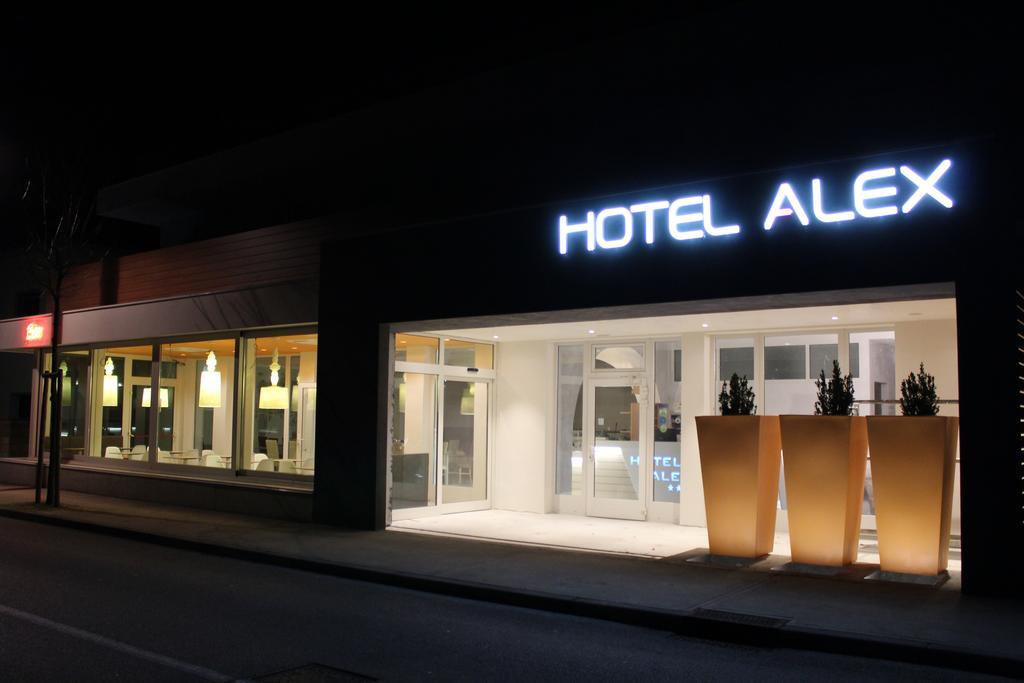 Hotel Alex Lignano Sabbiadoro Exterior foto
